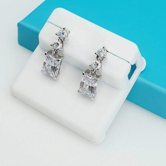 "925 Sterling Silver CZ Beautiful Earrings for Women, 1USPAR4255 - Picture 8 of 11